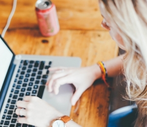 Réseaux sociaux_Cyberharcèlement_Education aux médias Réseaux sociaux_Cyberharcèlement_Education aux médias