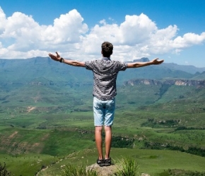 La randonnée : des vacances pas chères et sympa ! La randonnée : des vacances pas chères et sympa !