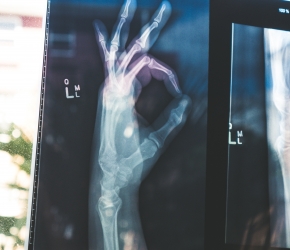 Qui gère les remboursements santé quand on est étudiant_https://unsplash.com/@owenbeard?utm_source=unsplash&utm_medium=referral&utm_content=creditCopyText Qui gère les remboursements santé quand on est étudiant_https://unsplash.com/@owenbeard?utm_source=unsplash&utm_medium=referral&utm_content=creditCopyText