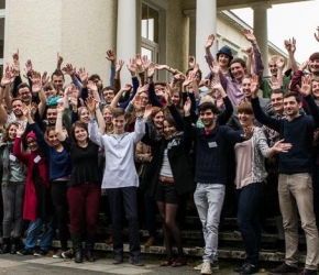 L’OFAJ recherche de nouveaux Jeunes Ambassadeurs pour 2015-2016 L’OFAJ recherche de nouveaux Jeunes Ambassadeurs pour 2015-2016