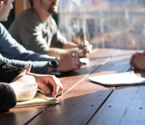 Emploi et insertion des jeunes avec le Plan #1jeune1solution Emploi et insertion des jeunes avec le Plan #1jeune1solution