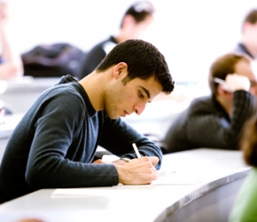 Financer ses études supérieures avec la Bourse Promotion des talents Financer ses études supérieures avec la Bourse Promotion des talents