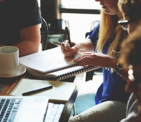 C'est nouveau à Nantes, le cosearching pour chercher un job ensemble ! C'est nouveau à Nantes, le cosearching pour chercher un job ensemble !