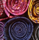 Cravate solidaire/pixabay.com/fr/soie-chiffon-textiles-liens-798087/