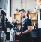 Covid-1-_dispositions contrat d'apprentissage et contrat de professionnalisation_Photo by ZACHARY STAINES on Unsplash